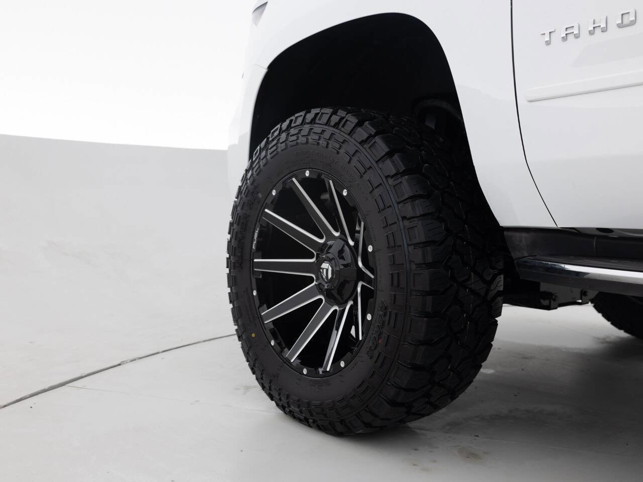 Used 2017 Chevrolet Tahoe Premier image 17