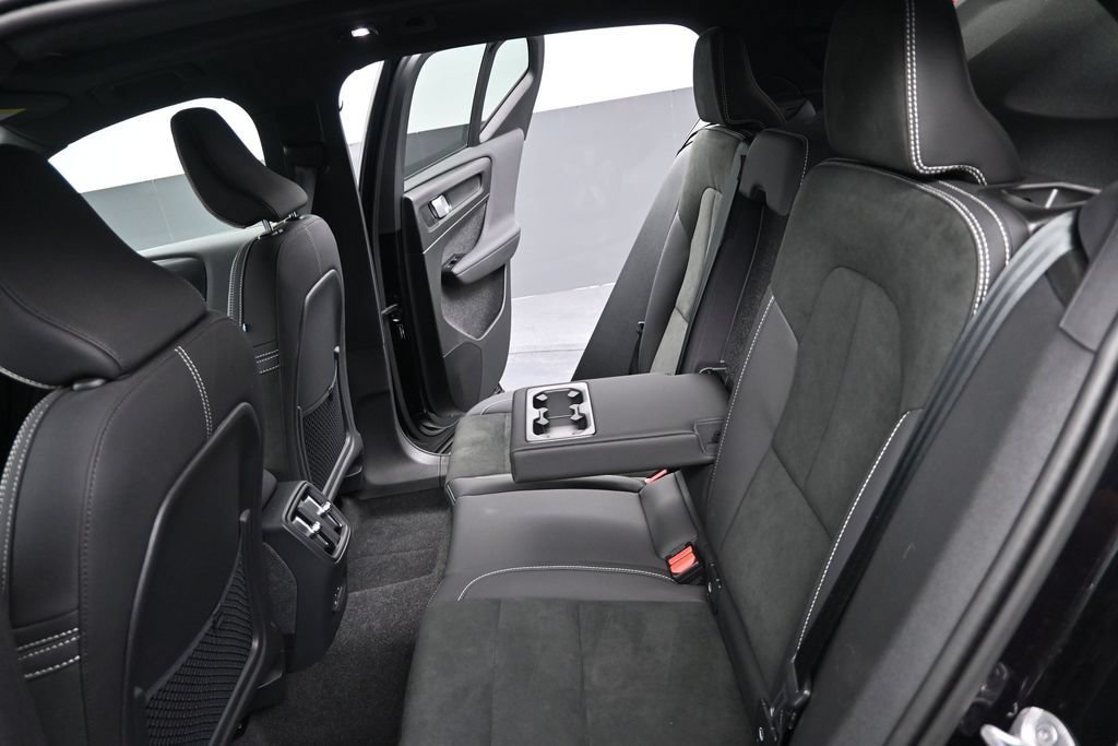 Used 2023 Volvo XC40 Recharge Ultimate w/ Protection Package Premier AWD/4WD image 20