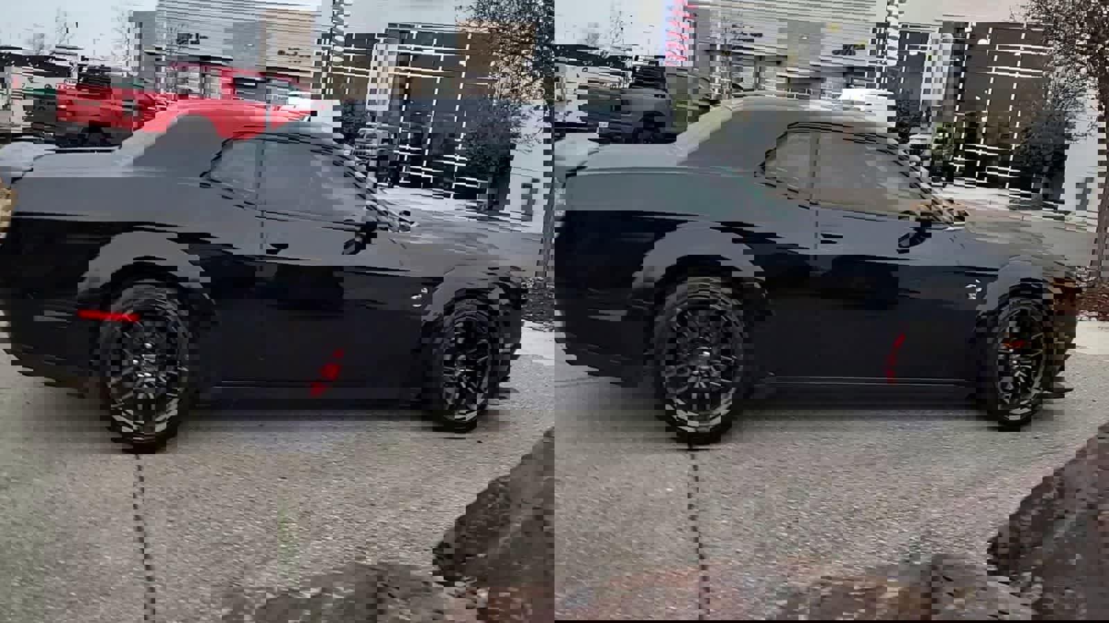 Used 2019 Dodge Challenger SRT Hellcat image 9