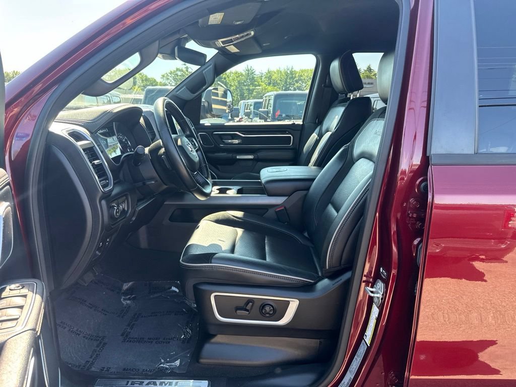 Used 2021 RAM 1500 Laramie AWD/4WD image 17