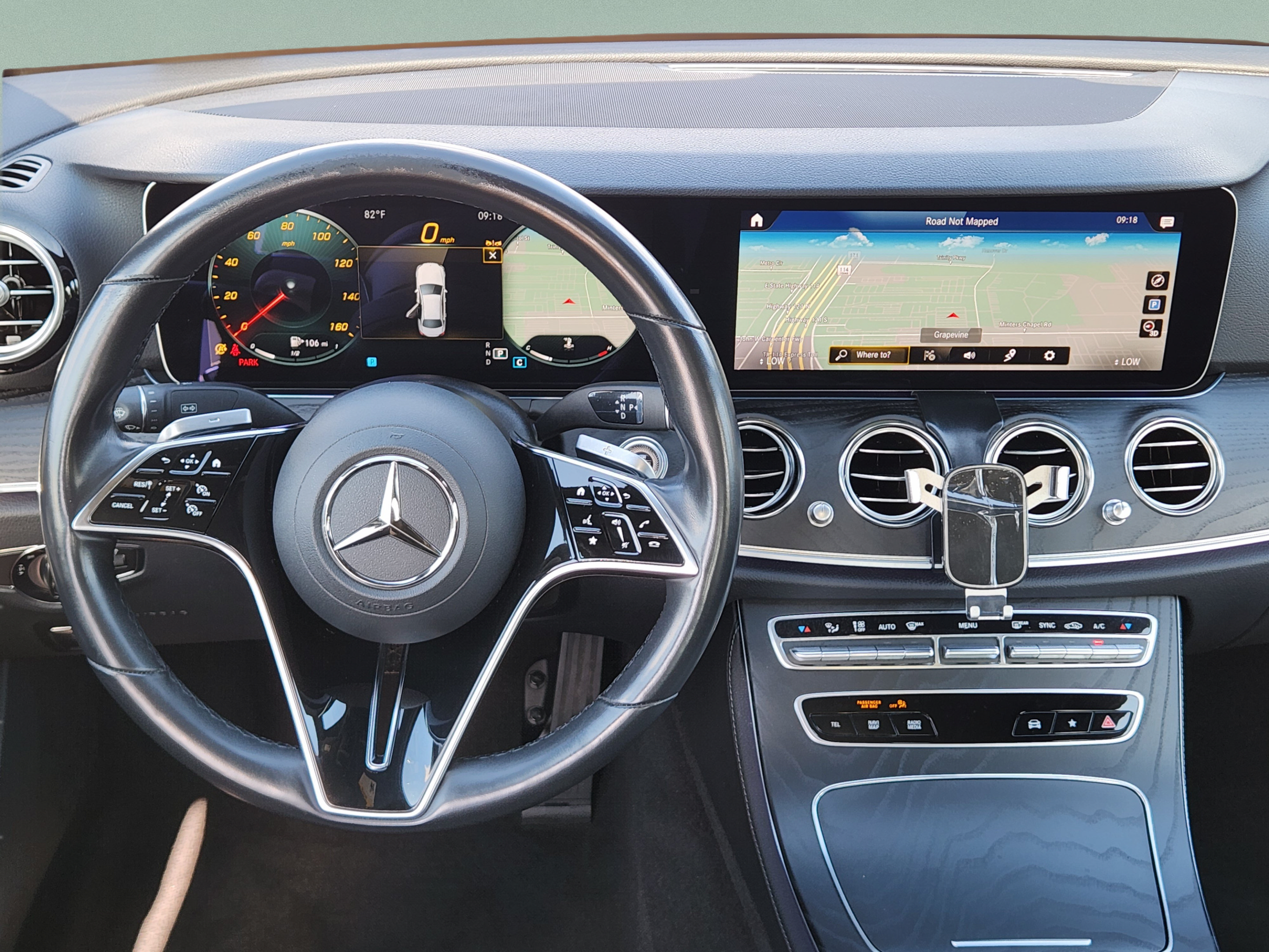 Used 2023 Mercedes-Benz E 350 Sedan image 11