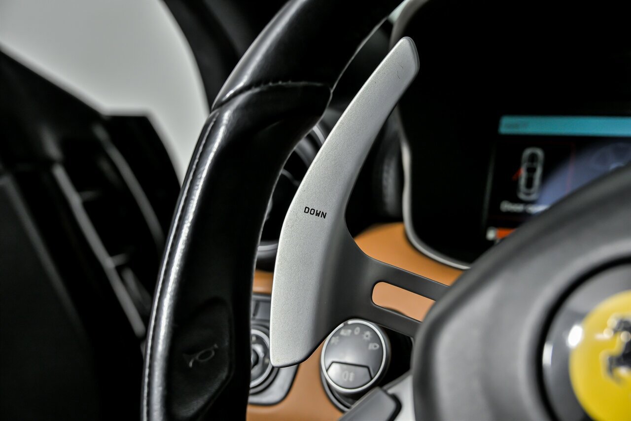 Used 2012 Ferrari FF image 28