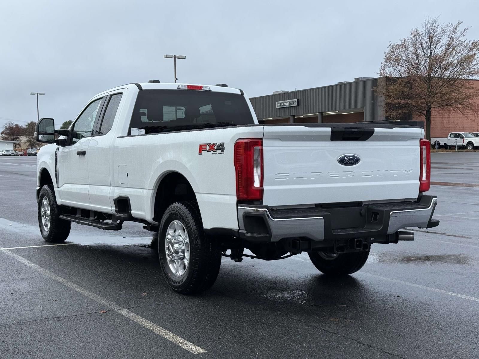 New 2026 Ford F350 XLT image 4