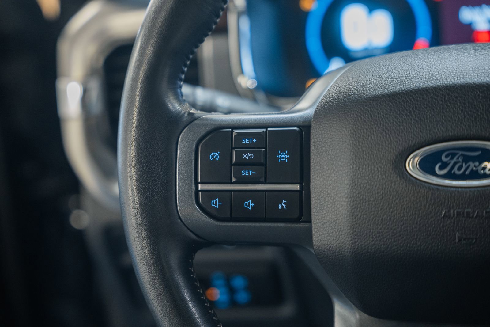 Certified 2023 Ford F150 Lariat image 34