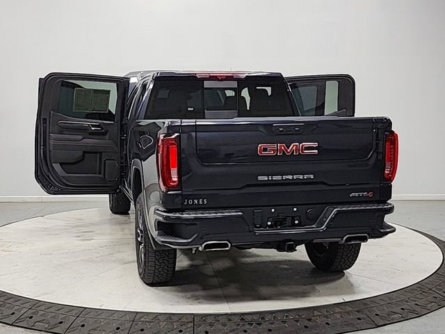 Used 2025 GMC Sierra 1500 AT4 w/ Technology Package AWD/4WD image 14