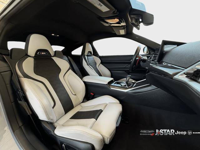 Used 2025 BMW M4 Competition w/ Executive Package RWD image 14
