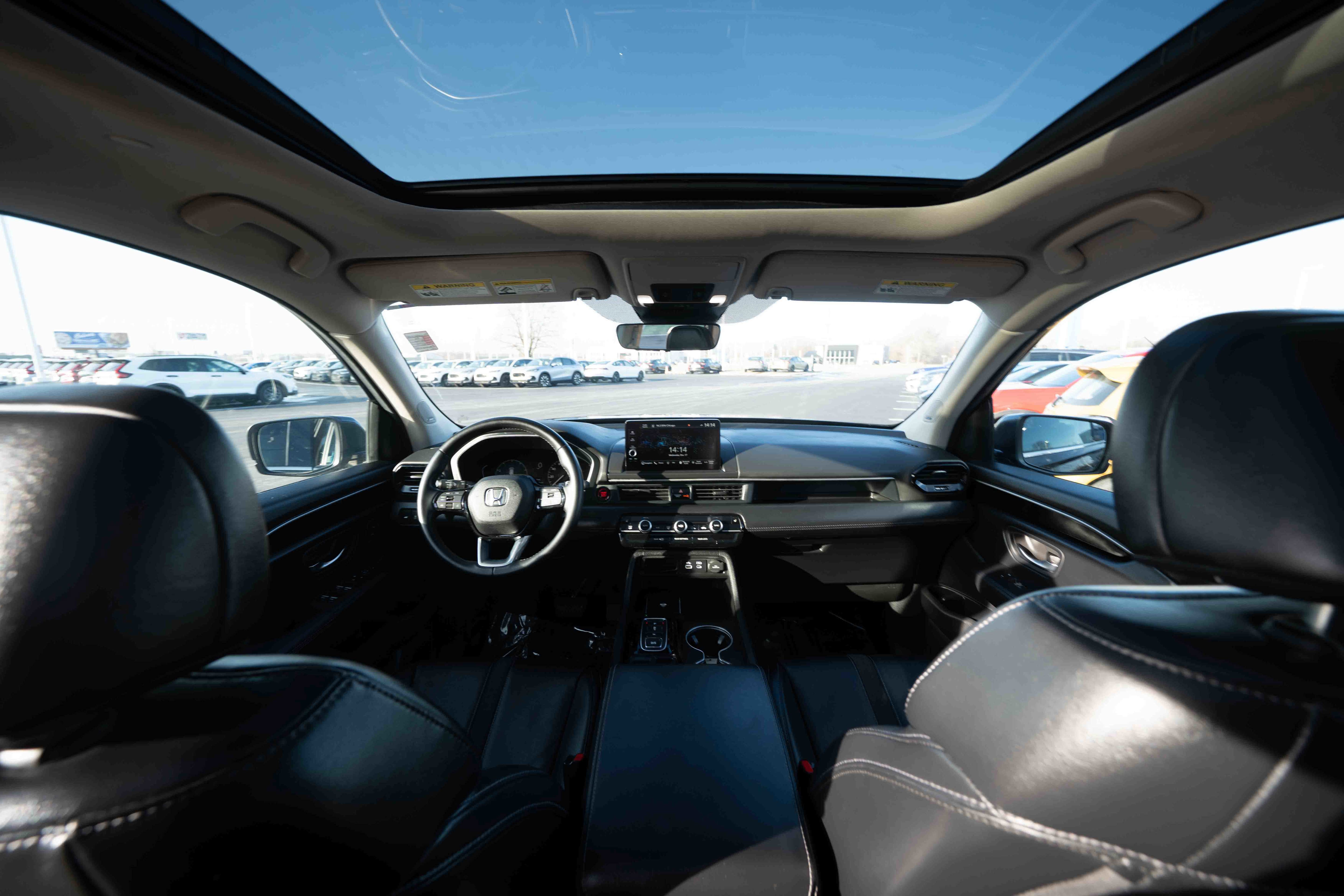 Used 2024 Honda Pilot Touring image 19