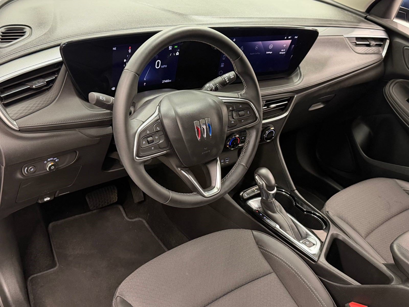 Used 2024 Buick Encore GX Preferred FWD image 3