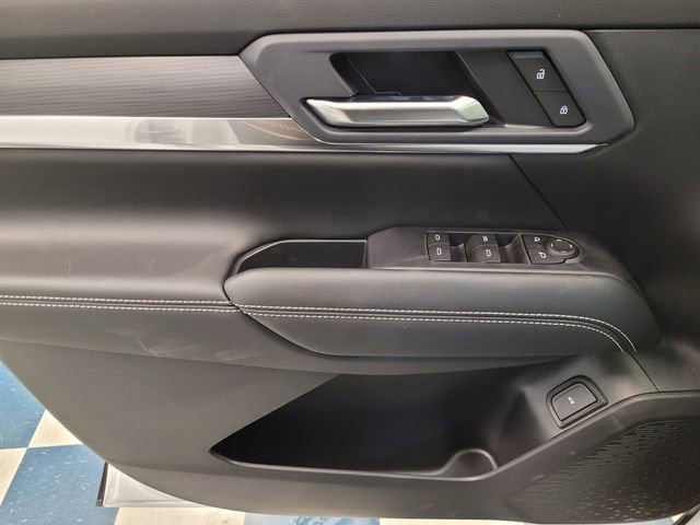 New 2026 GMC Terrain Elevation w/ Elevation Premium Package image 23