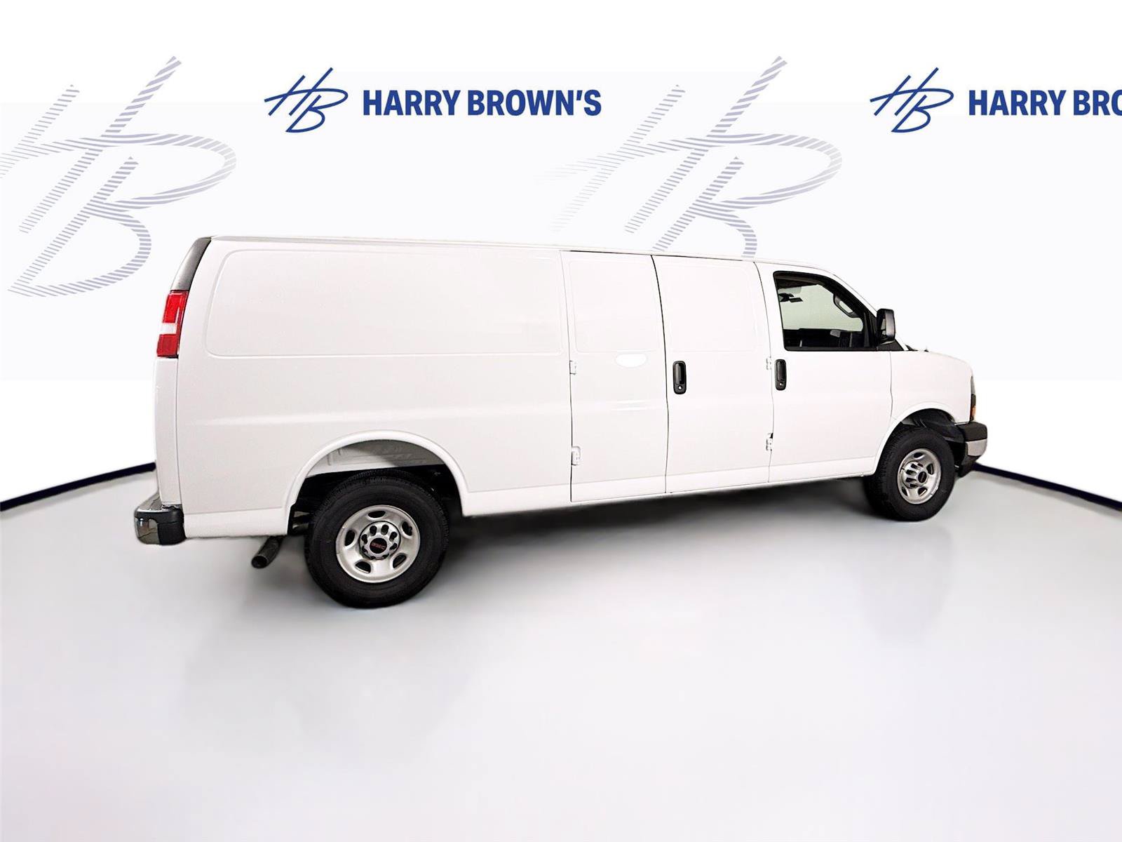 New 2026 GMC Savana 3500 Extended w/ Driver Convenience Package RWD image 27