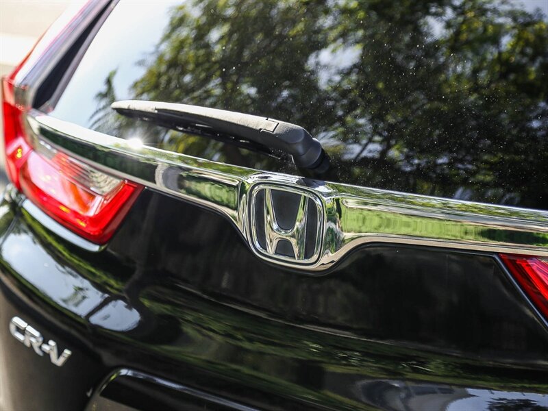 Used 2017 Honda CR-V Touring image 12