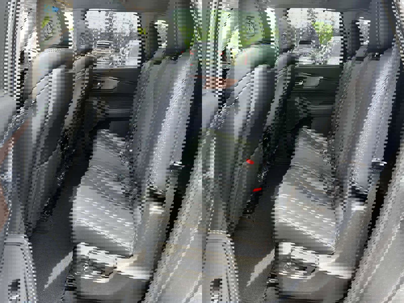 Used 2022 Acura MDX SH-AWD w/ Technology Package image 11