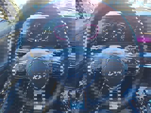 Used 2023 Kia Sportage EX image 21