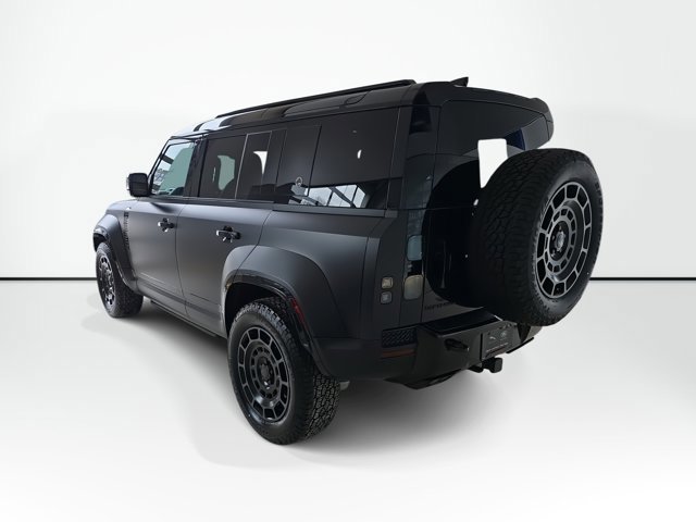 New 2026 Land Rover Defender 110 OCTA image 6