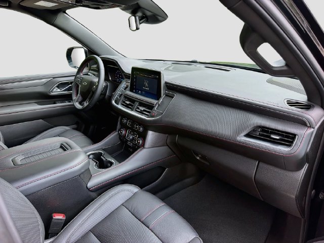Used 2023 Chevrolet Tahoe RST w/ Luxury Package AWD/4WD image 15