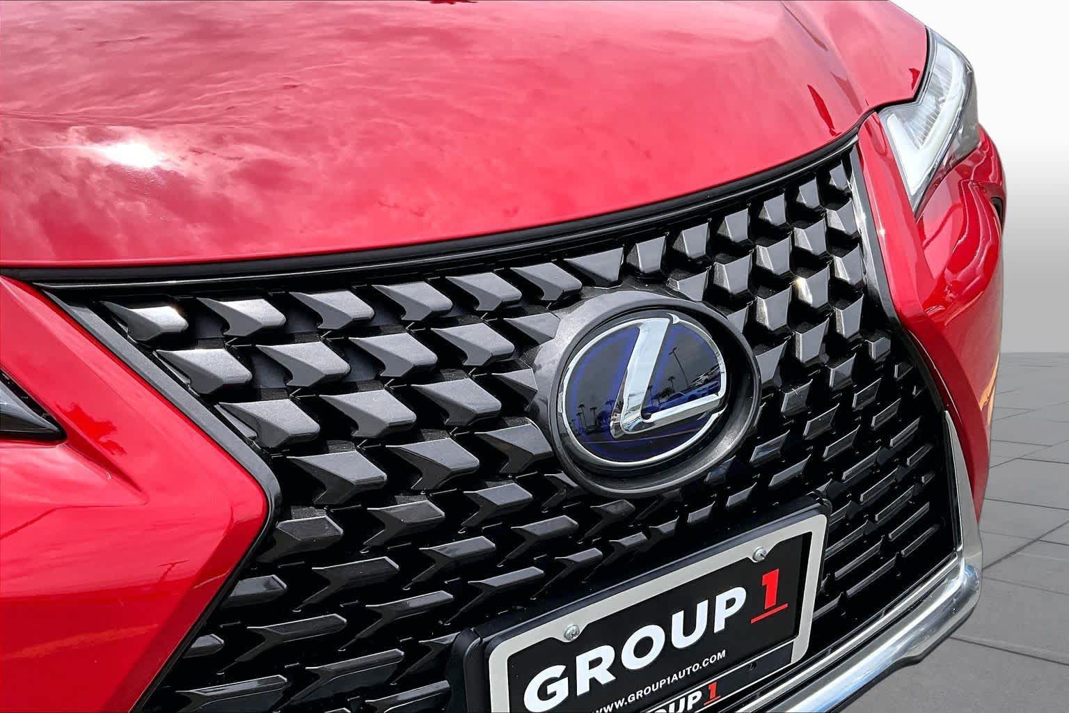 Used 2020 Lexus UX 250h AWD/4WD image 30