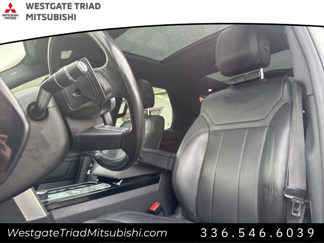 Used 2019 Land Rover Discovery HSE AWD/4WD image 23