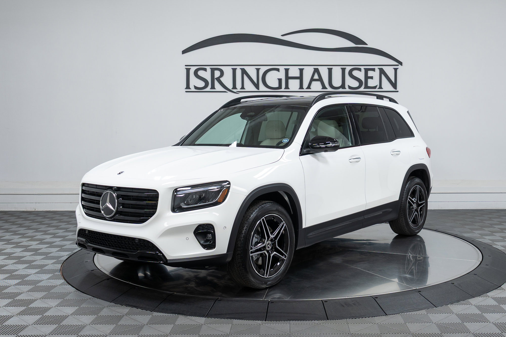 New 2026 Mercedes-Benz GLB 250 4MATIC image 1