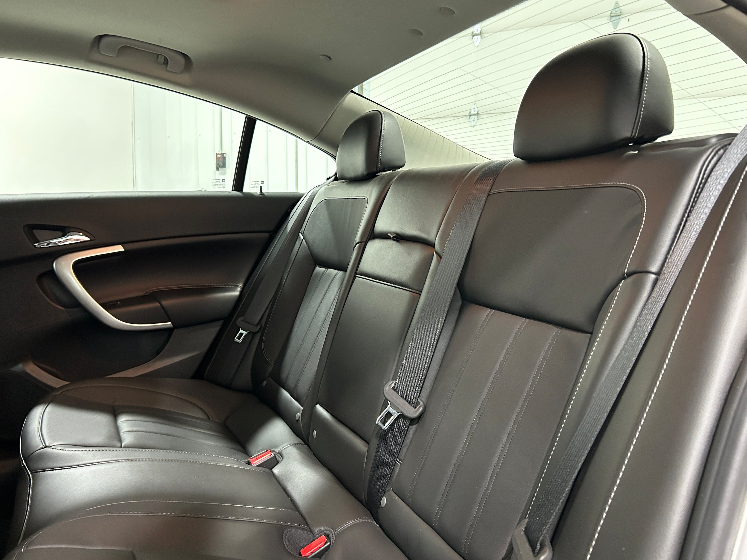 Used 2017 Buick Regal AWD image 29