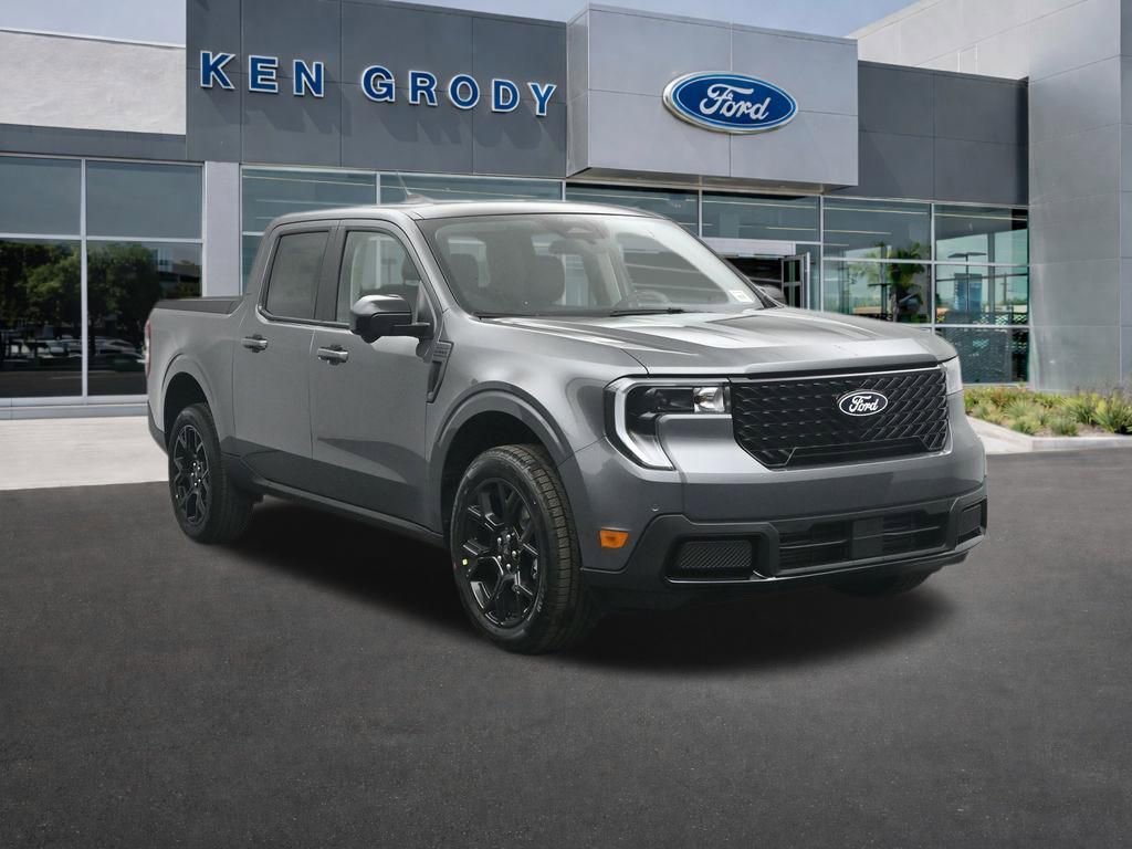 New 2026 Ford Maverick Lariat w/ Black Appearance Package