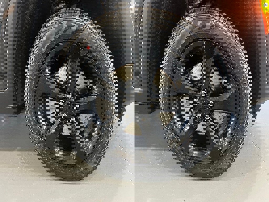 New 2025 Jeep Grand Cherokee L Limited w/ Luxury Tech Group II image 7