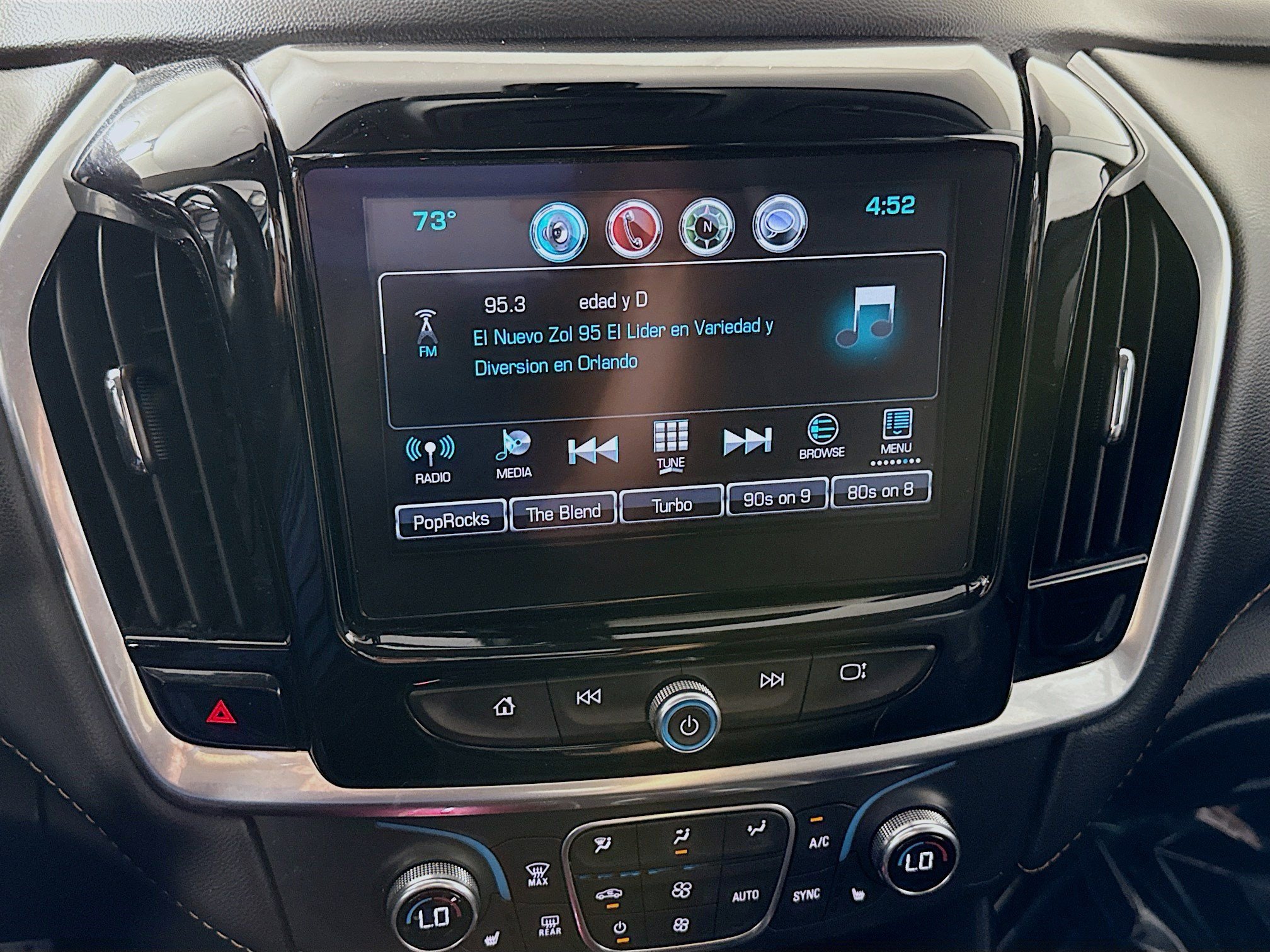 Used 2019 Chevrolet Traverse LT FWD image 18