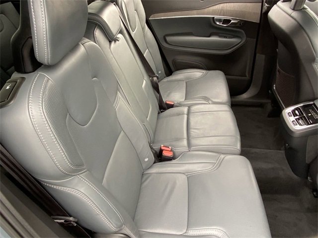Used 2021 Volvo XC90 T6 Inscription w/ Lounge Package image 15