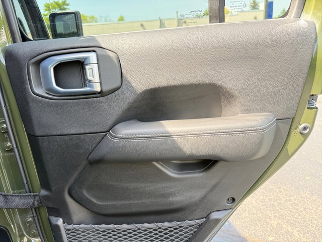 Used 2021 Jeep Gladiator Overland AWD/4WD image 28