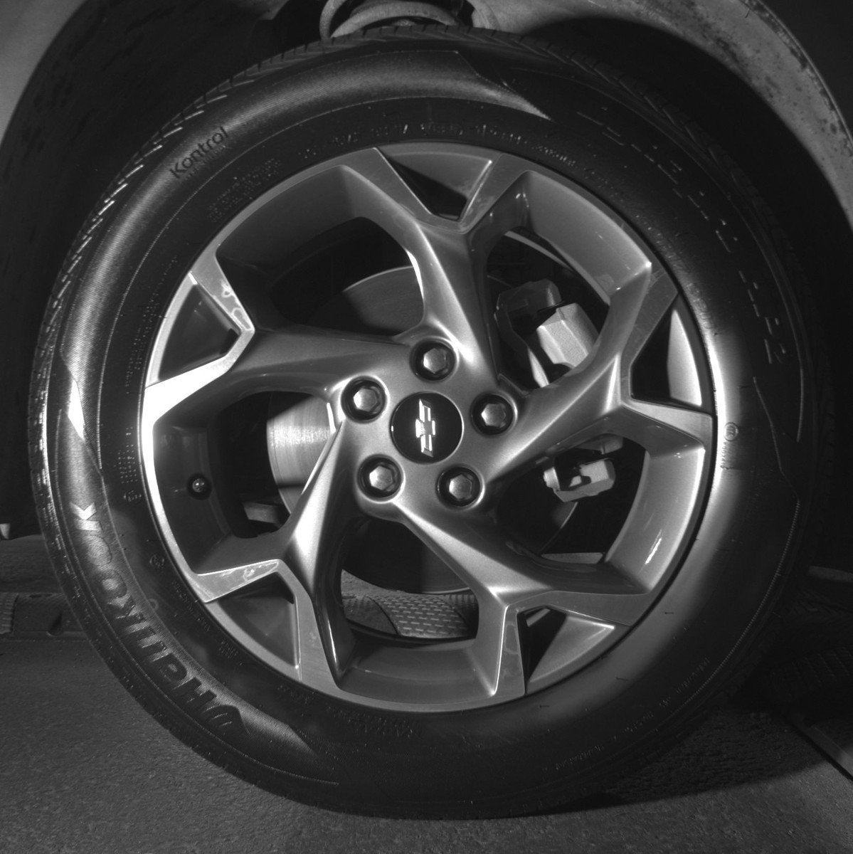 Used 2025 Chevrolet Trax LT FWD image 13