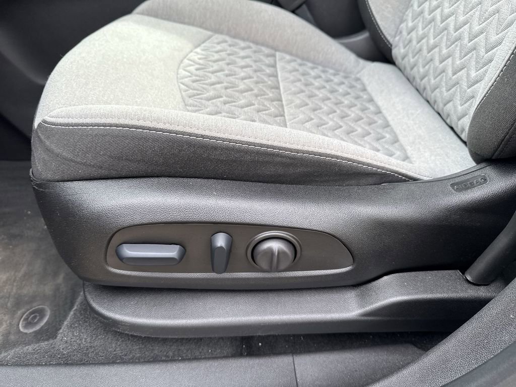 Certified 2023 Chevrolet Equinox LS w/ LS Convenience Package image 11