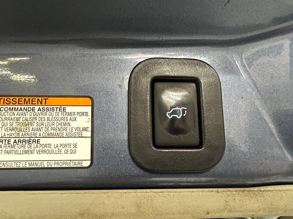 Used 2016 Toyota Sienna XLE Premium FWD image 47