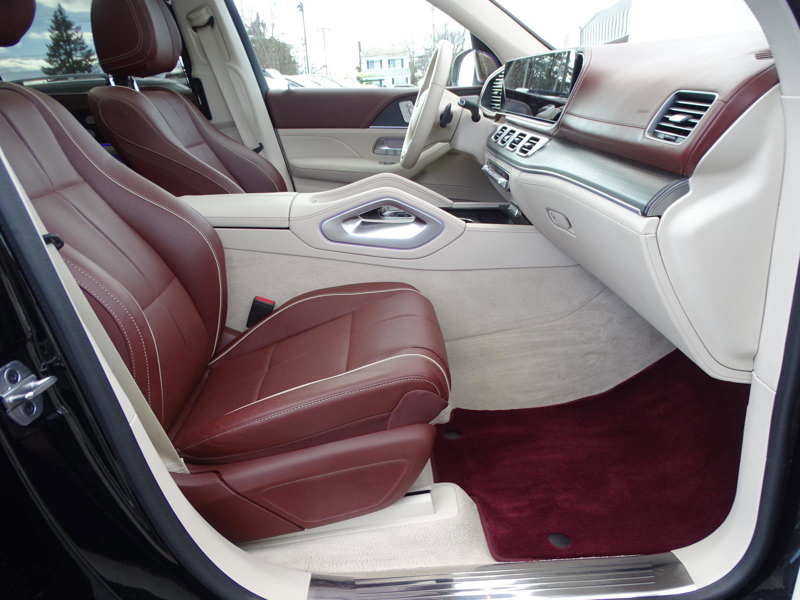 Used 2021 Mercedes-Benz Maybach GLS 600 4MATIC image 19