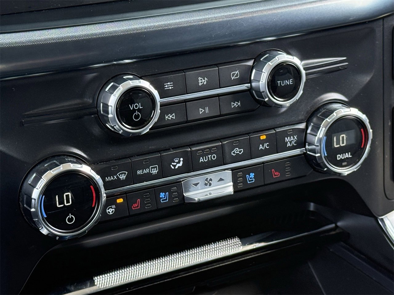 Used 2021 Ford F150 Limited image 18