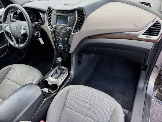 Used 2017 Hyundai Santa Fe Sport FWD image 27