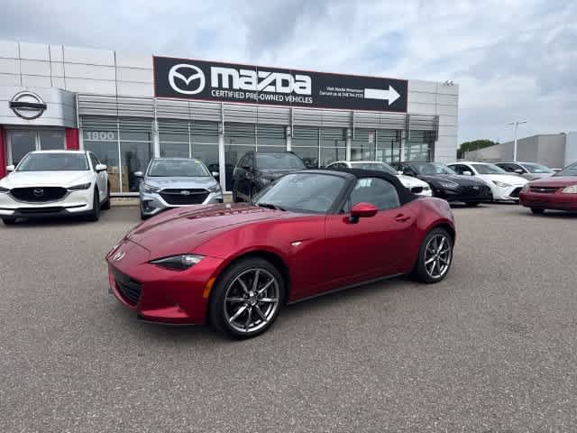Used 2023 MAZDA MX-5 Miata Grand Touring RWD image 1