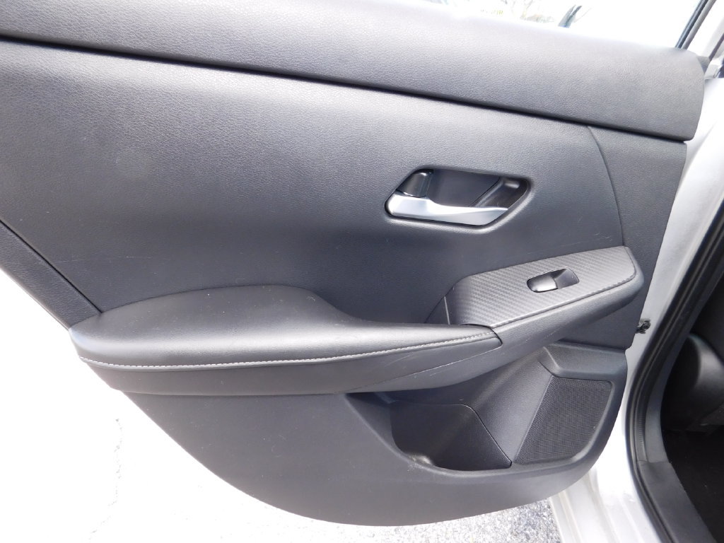 Used 2021 Nissan Sentra SV FWD image 9