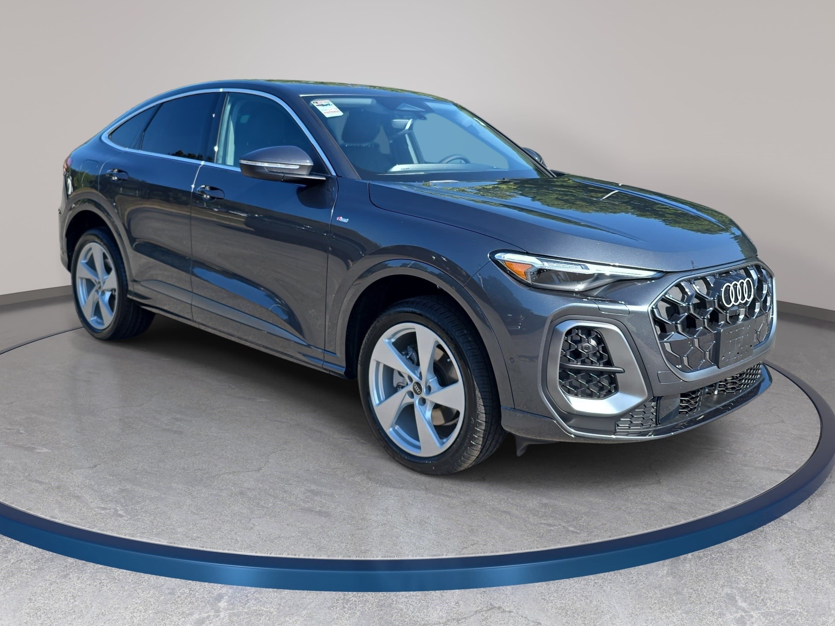 New 2026 Audi Q5 Premium Plus AWD/4WD image 3