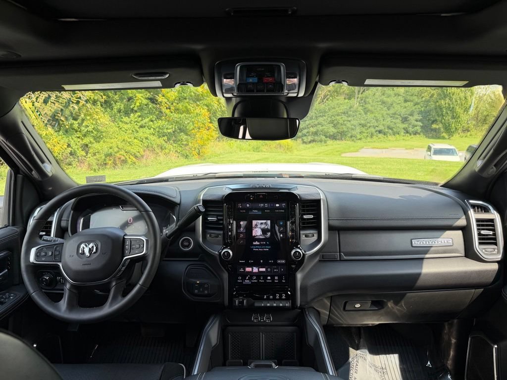 Certified 2025 RAM 2500 Laramie w/ Sport Appearance Package AWD/4WD image 13