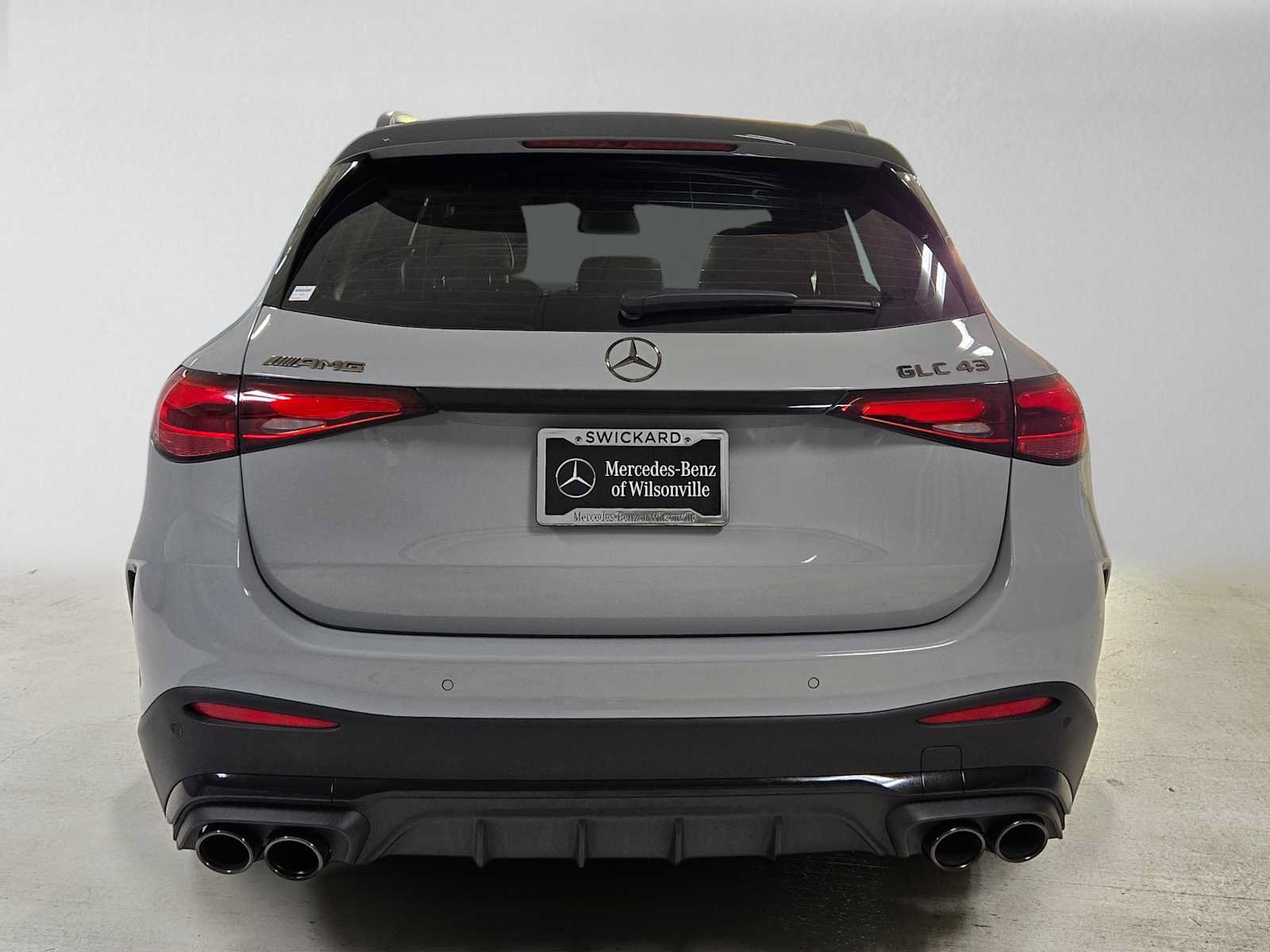 Used 2025 Mercedes-Benz GLC 43 AMG 4MATIC image 4