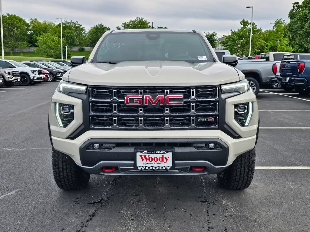 New 2026 GMC Canyon AT4 w/ AT4 Premium Package AWD/4WD image 4