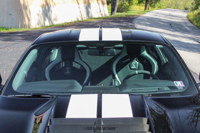 Used 2022 Ford Mustang Shelby GT500 w/ Carbon Fiber Track Pack image 66