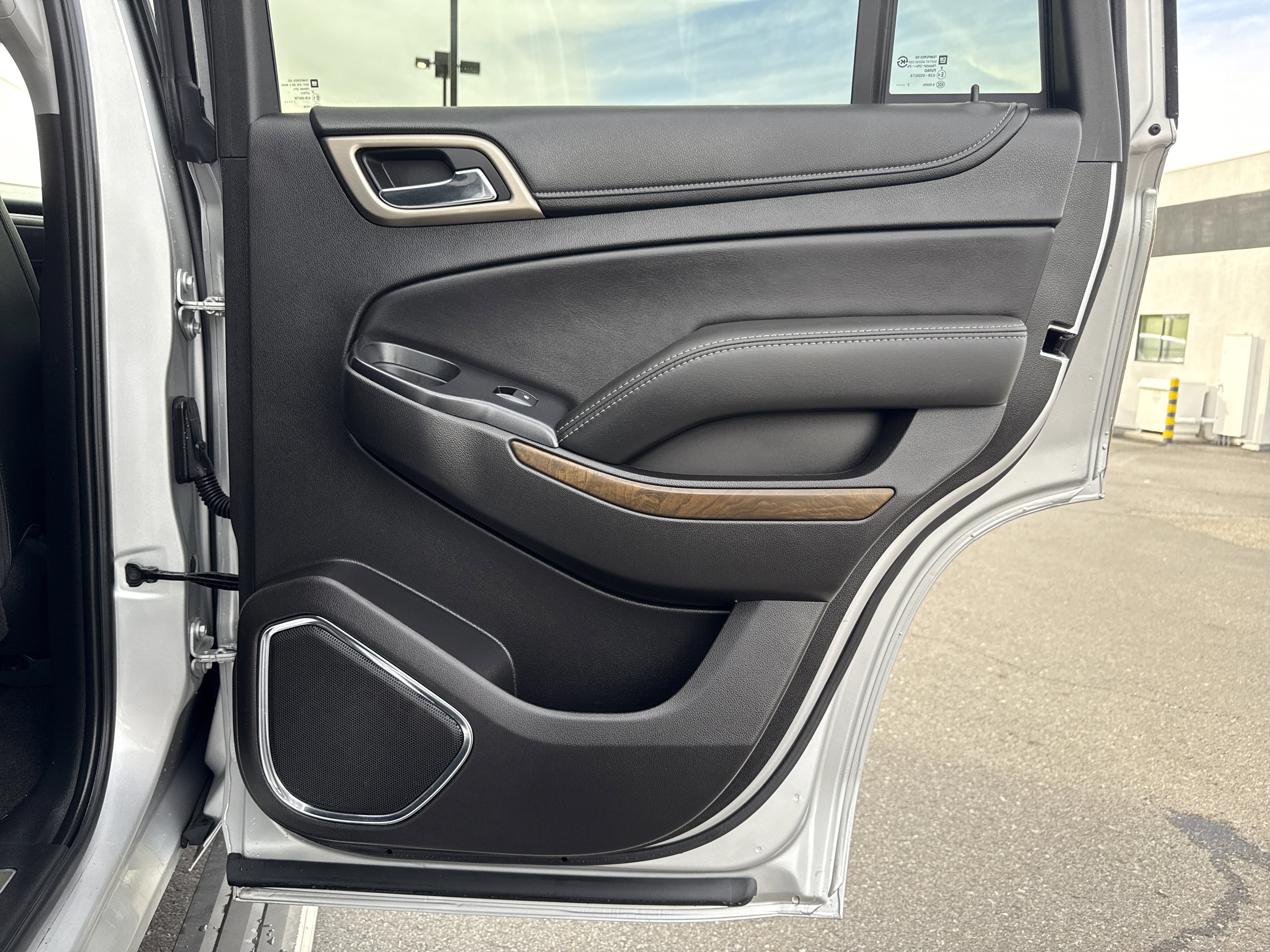 Used 2018 GMC Yukon Denali w/ Open Road Package image 41