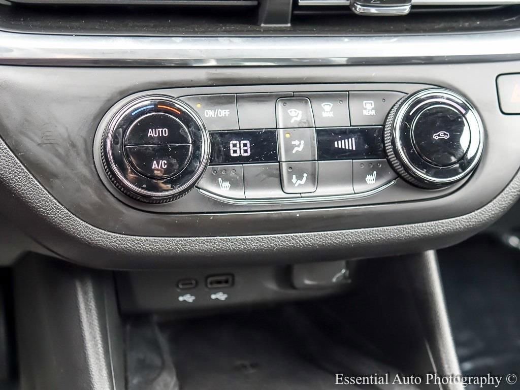Used 2024 Buick Envista Preferred w/ Convenience I Package image 17