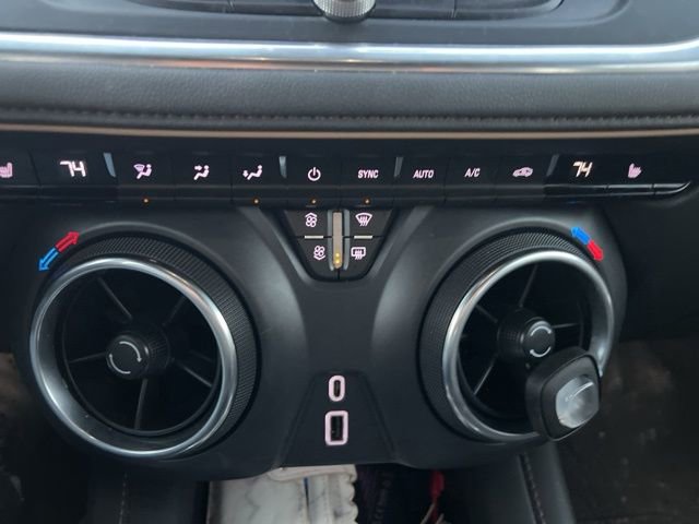 Used 2022 Chevrolet Blazer Premier image 9