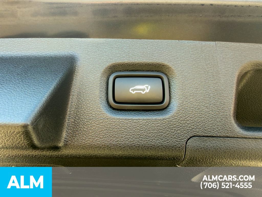Used 2023 Hyundai Santa Fe SEL image 17