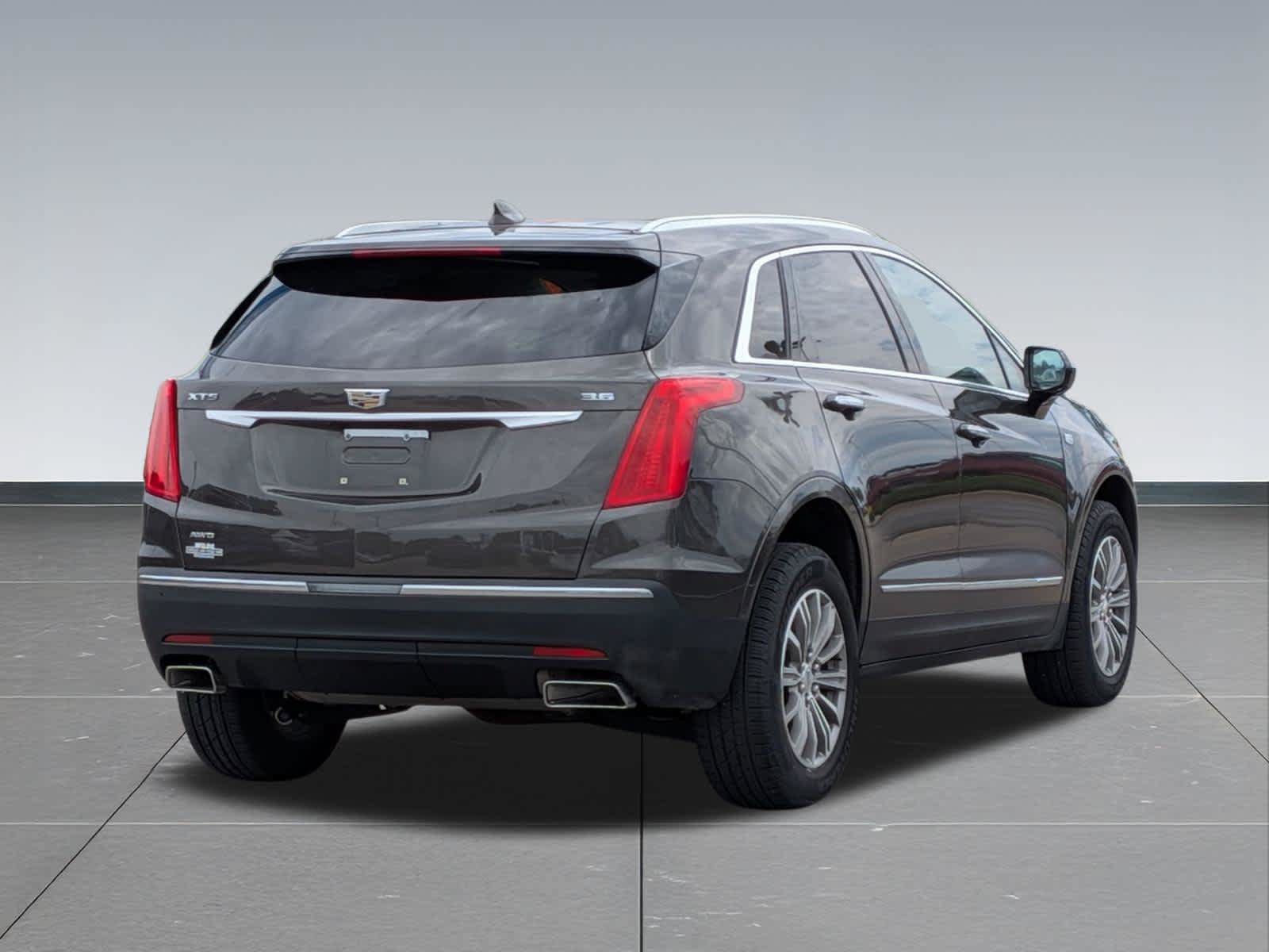Used 2019 Cadillac XT5 Luxury AWD/4WD image 6