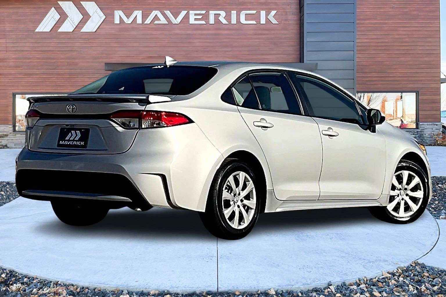 Used 2022 Toyota Corolla LE image 5