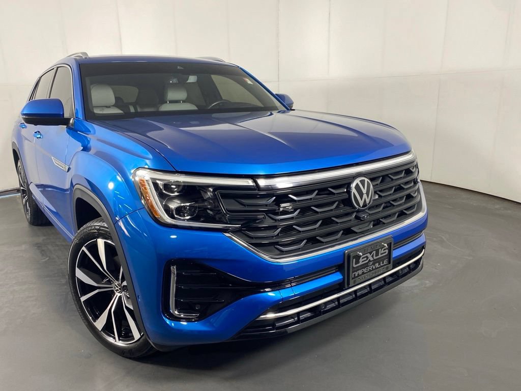 Used 2024 Volkswagen Atlas Cross Sport SEL Premium R-Line AWD/4WD image 2