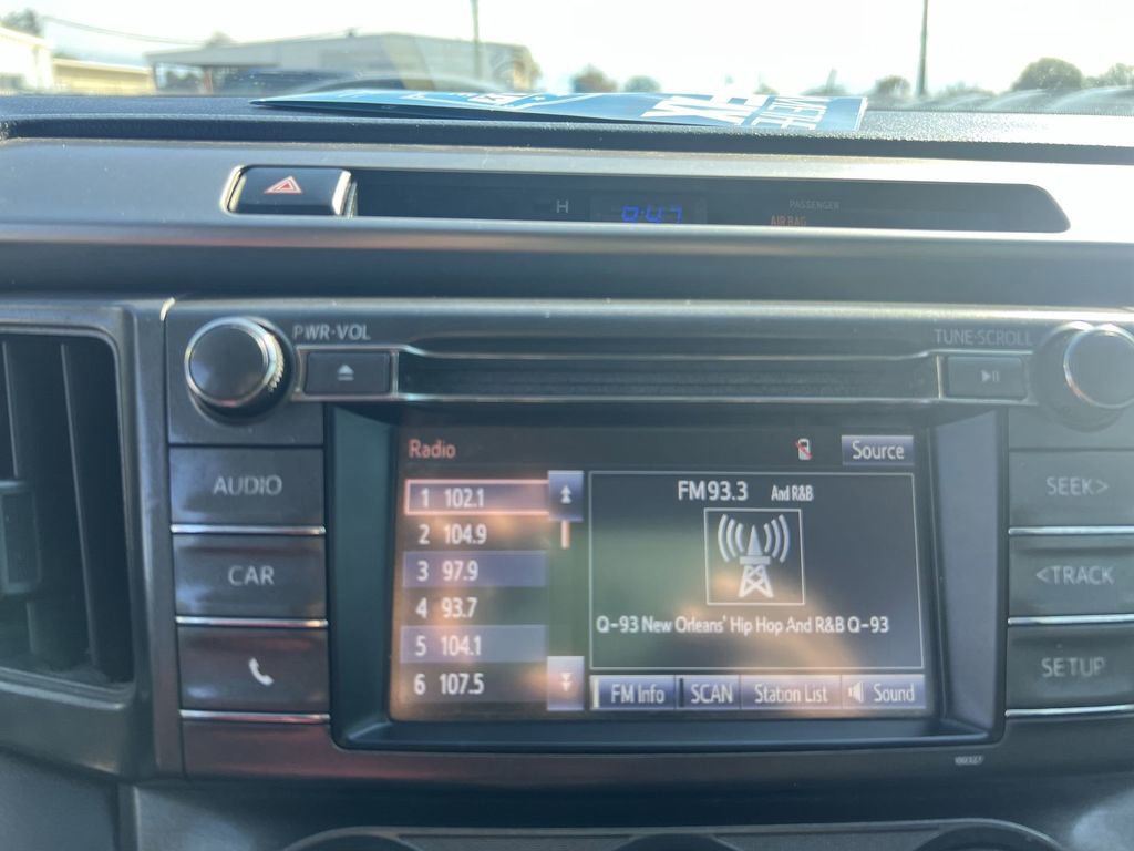 Used 2014 Toyota RAV4 LE image 11