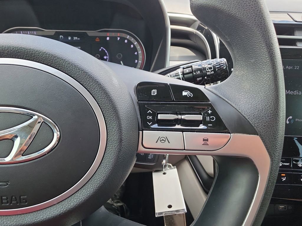 Certified 2023 Hyundai Tucson SE FWD image 20